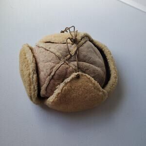 L.L. Bean Hat Trapper Mens Large Beige Shearling Ear Flap Wool Fleece Winter